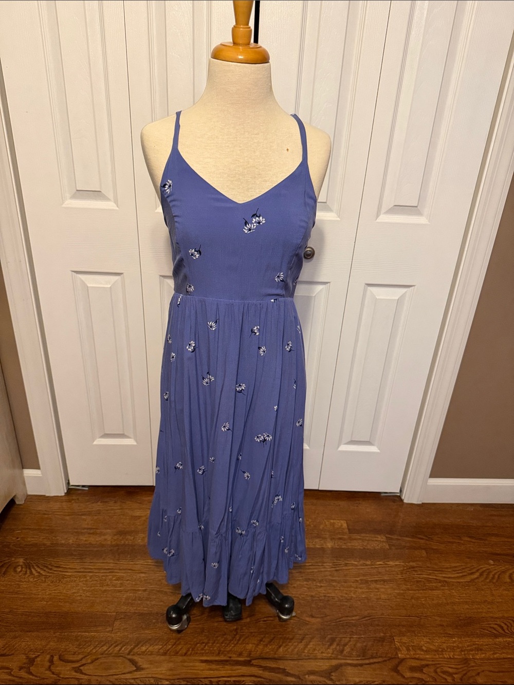 Women’s sun dress size m
